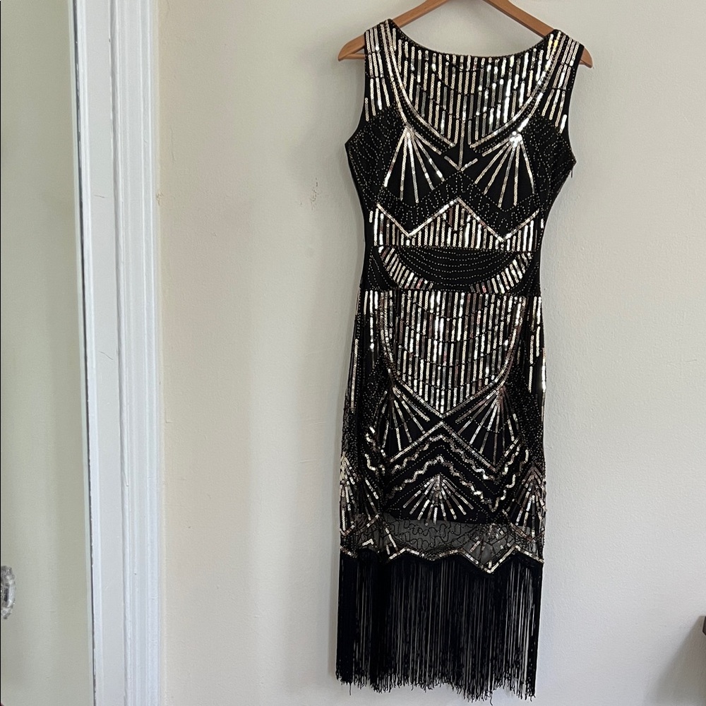 Unique Vintage Black and Gold Art Deco Flapper Dress Size S/4
